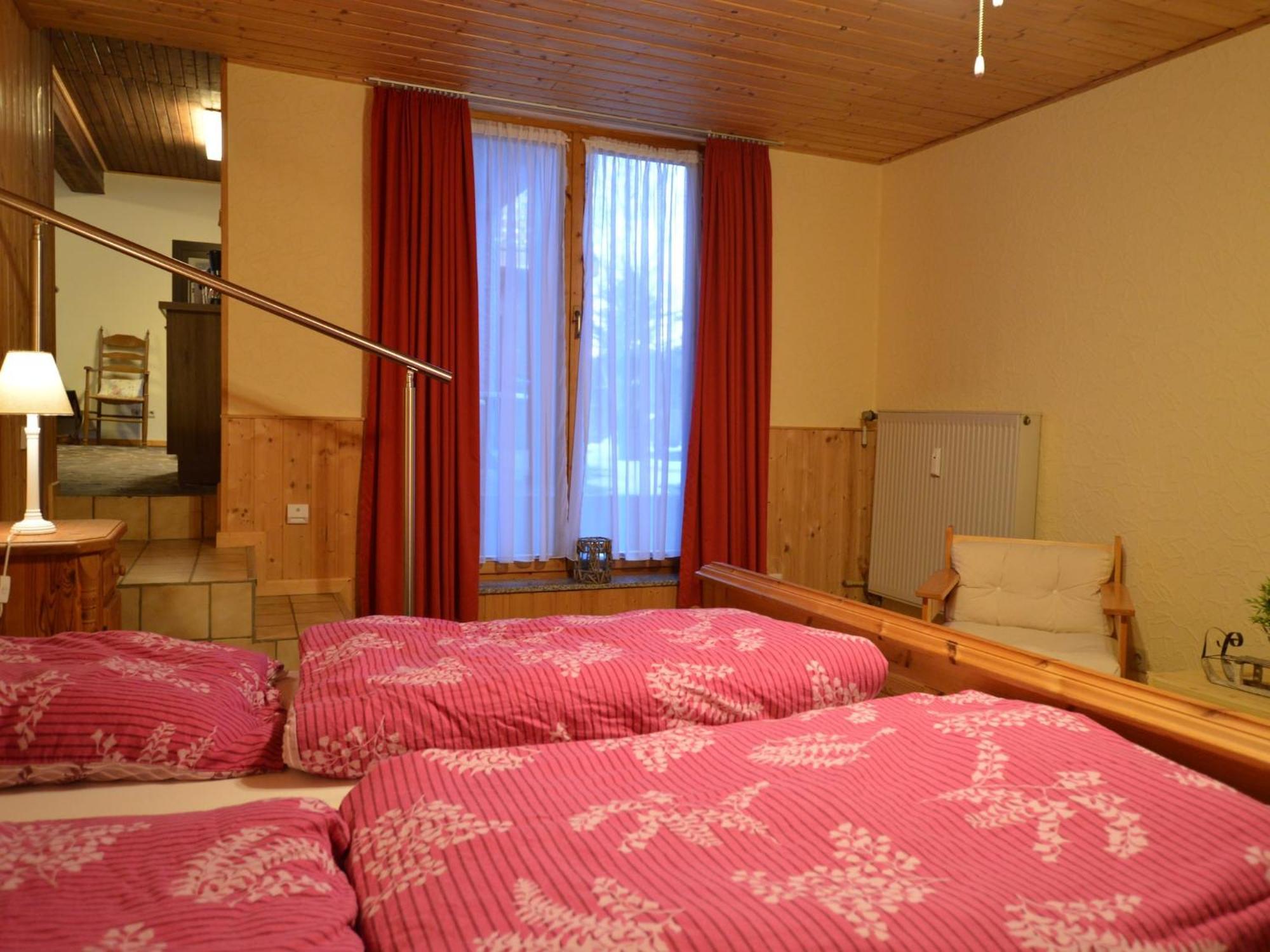 Cosy Apartment In Manderscheid With Balcony Exterior foto